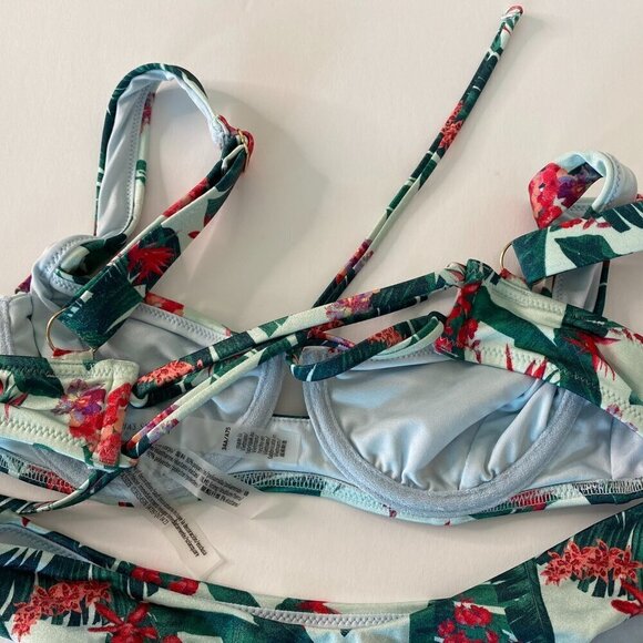 Victoria's Secret Bikini top and bottom - Picture 4 of 10